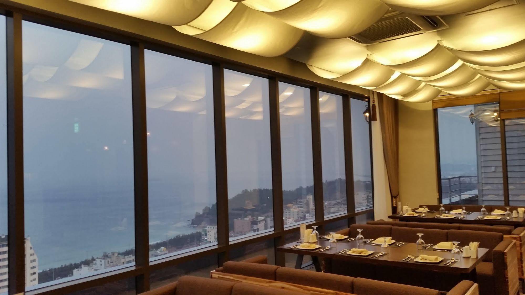 Hyunjin Tourist Hotel Donghae Eksteriør billede